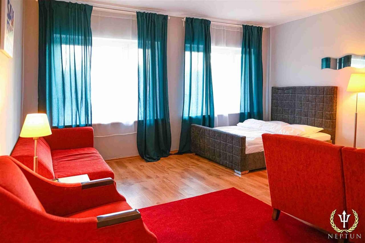 Hotel Neptun Ψ Jastrzębia Góra Esterno foto
