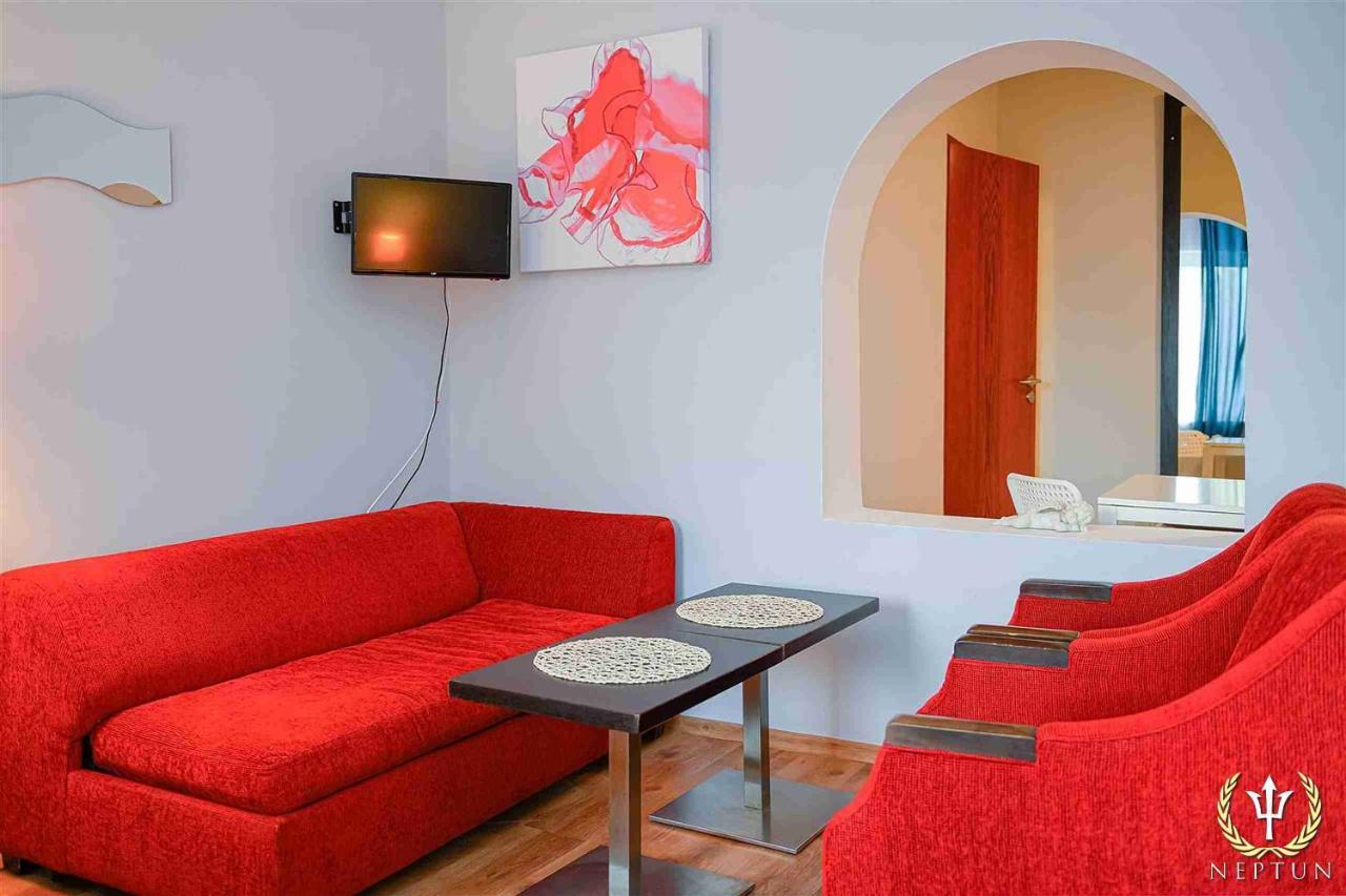 Hotel Neptun Ψ Jastrzębia Góra Esterno foto